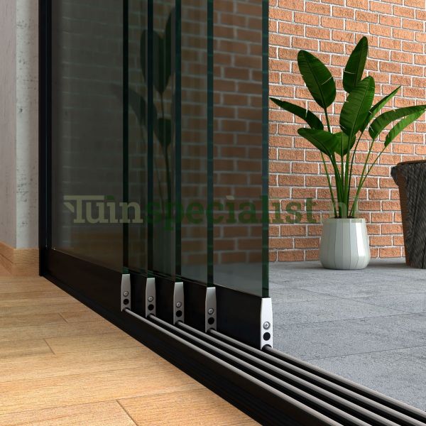 5-rail glazen schuifwand tot 4530 mm matzwart (Ral 9005) (5 x 930mm glas) (Donker glas)