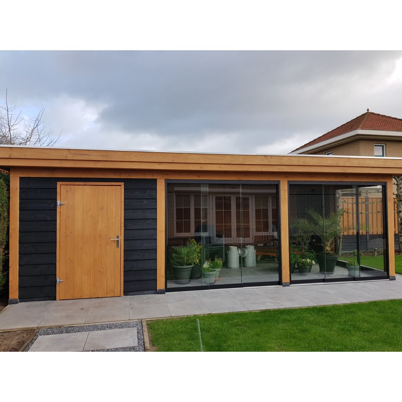 Overkapping DeLuxe Dubbelwandig 600cm x 300cm met schuur 200cm