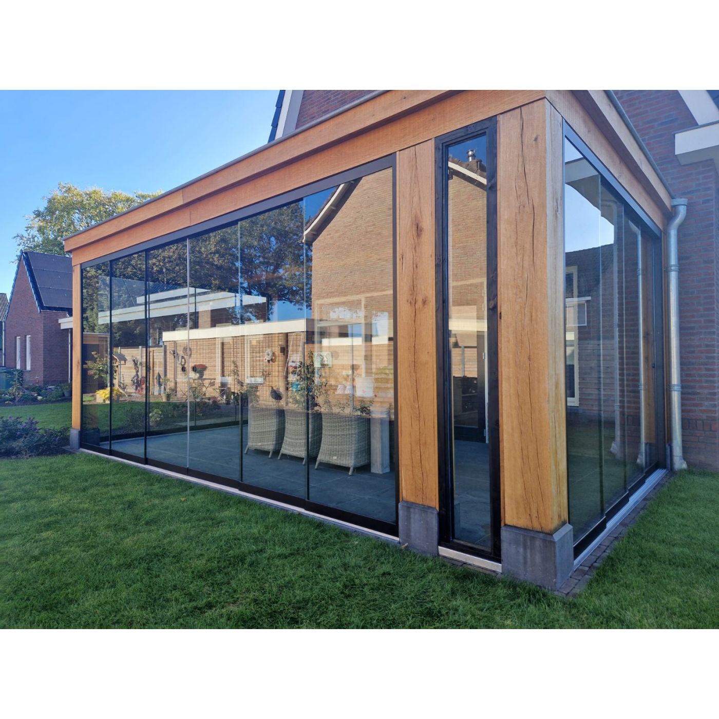 4-rail glazen schuifwand tot 3630 mm matantraciet (Ral 7016) (4 x 930mm glas)