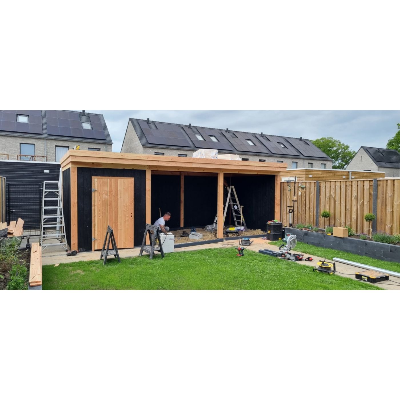 Overkapping DeLuxe Dubbelwandig 600cm x 300cm met schuur 200cm