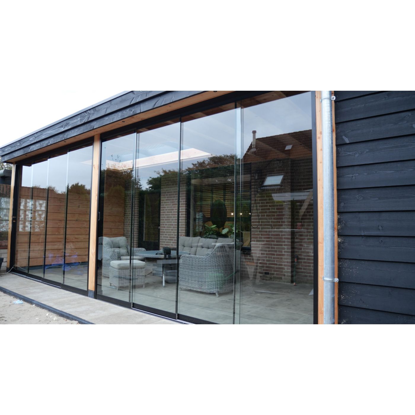 Aanbouw Overkapping Comfort met zwarte boei 500cm x 350cm